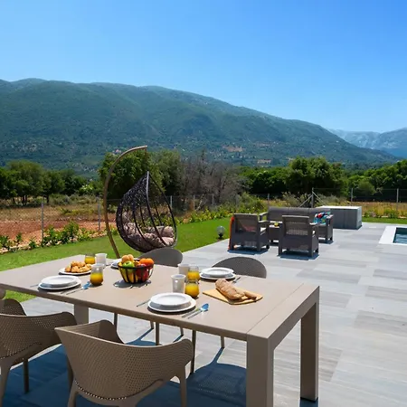 Drogarati Retreat By Villa Chaliotata