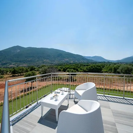 Villa Drogarati Retreat By Chaliotata