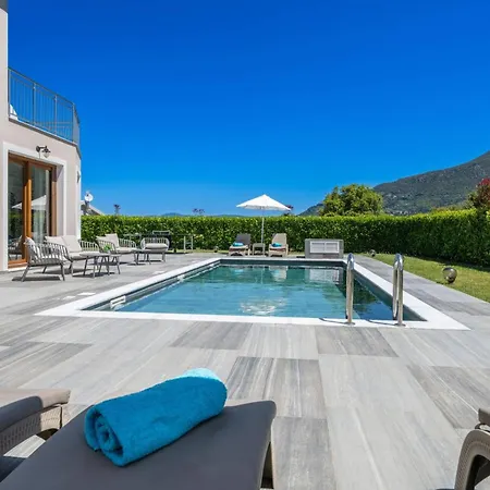 Drogarati Retreat By Villa Chaliotata