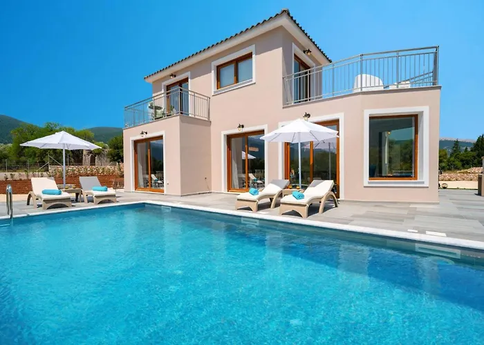 Villa Drogarati Retreat By *